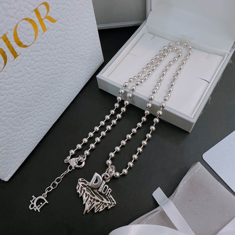 Dior Necklace 04lyr189